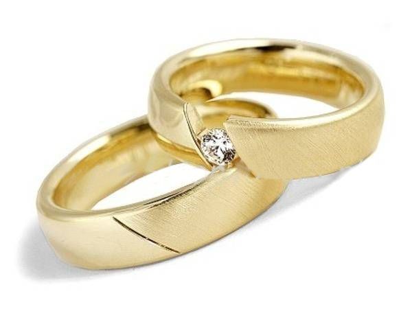 Obrączki ślubne z brylantem żółte złoto - 0681272o